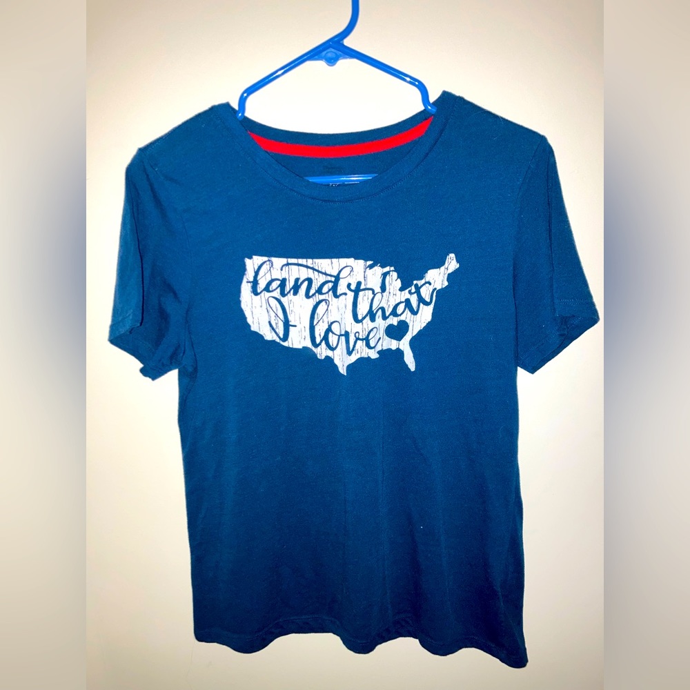 Way To Celebrate! Patriotic Navy Blue T-Shirt - Size M